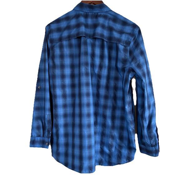 Eddie Bauer Women’s Blue Plaid Travex Roll Tab Sleeve Vented Shirt Size Large - Picture 3 of 16